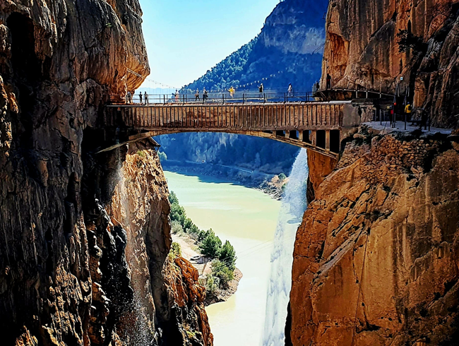 From Málaga: White village / Free time / Caminito del Rey