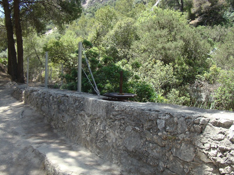 Valle del Hoyo Desander (1510 m. route)
